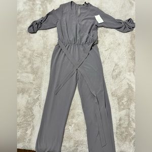 Jumpsuit in color gray